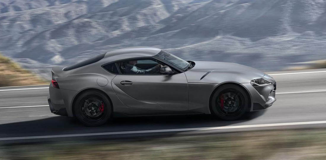 TOYOTA Supra, a Ginevra resuscita un mito TOYOTA Supra, a Ginevra resuscita un mito